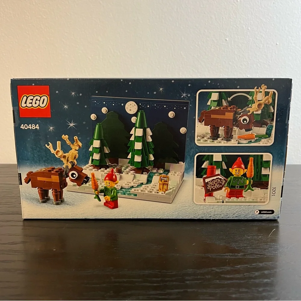 Lego Santa's Front Yard “Limited Edition” 40484, 317 Pieces, NEW IN BOX